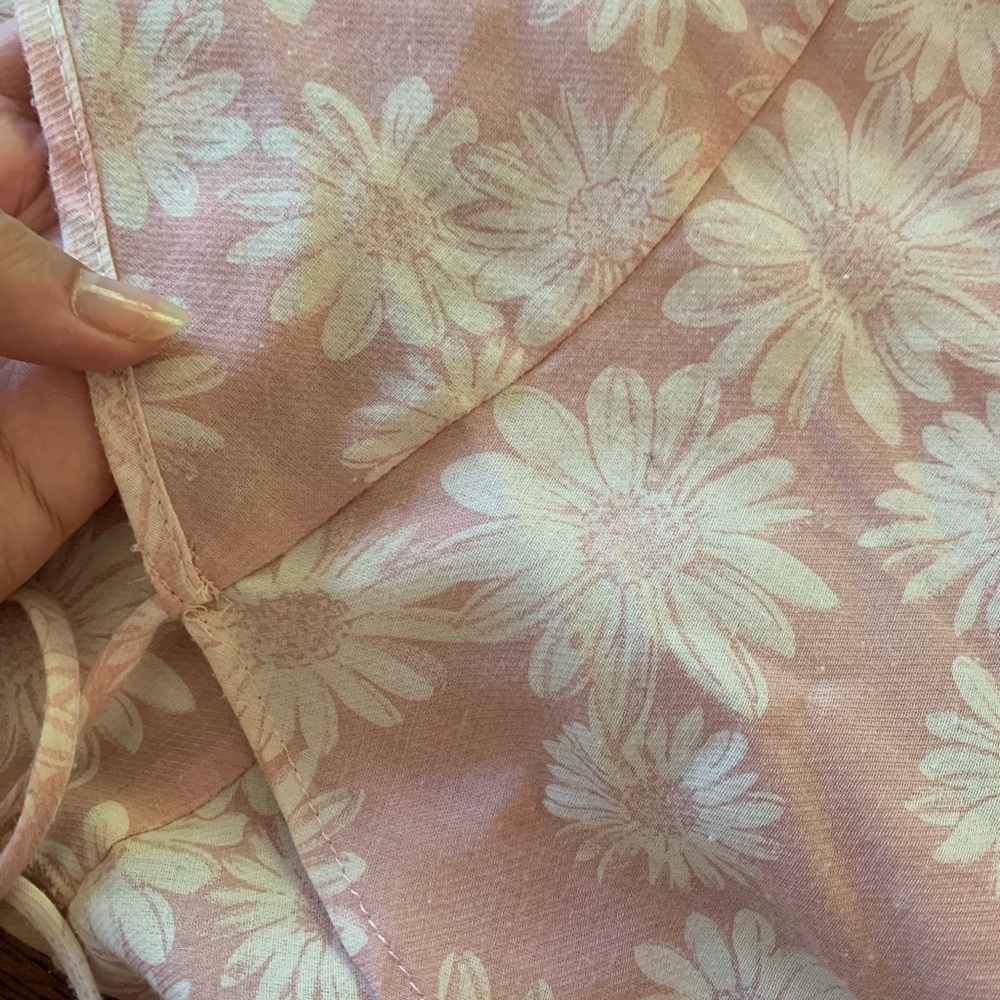 Daisy wrap dress - Picture 2 of 3